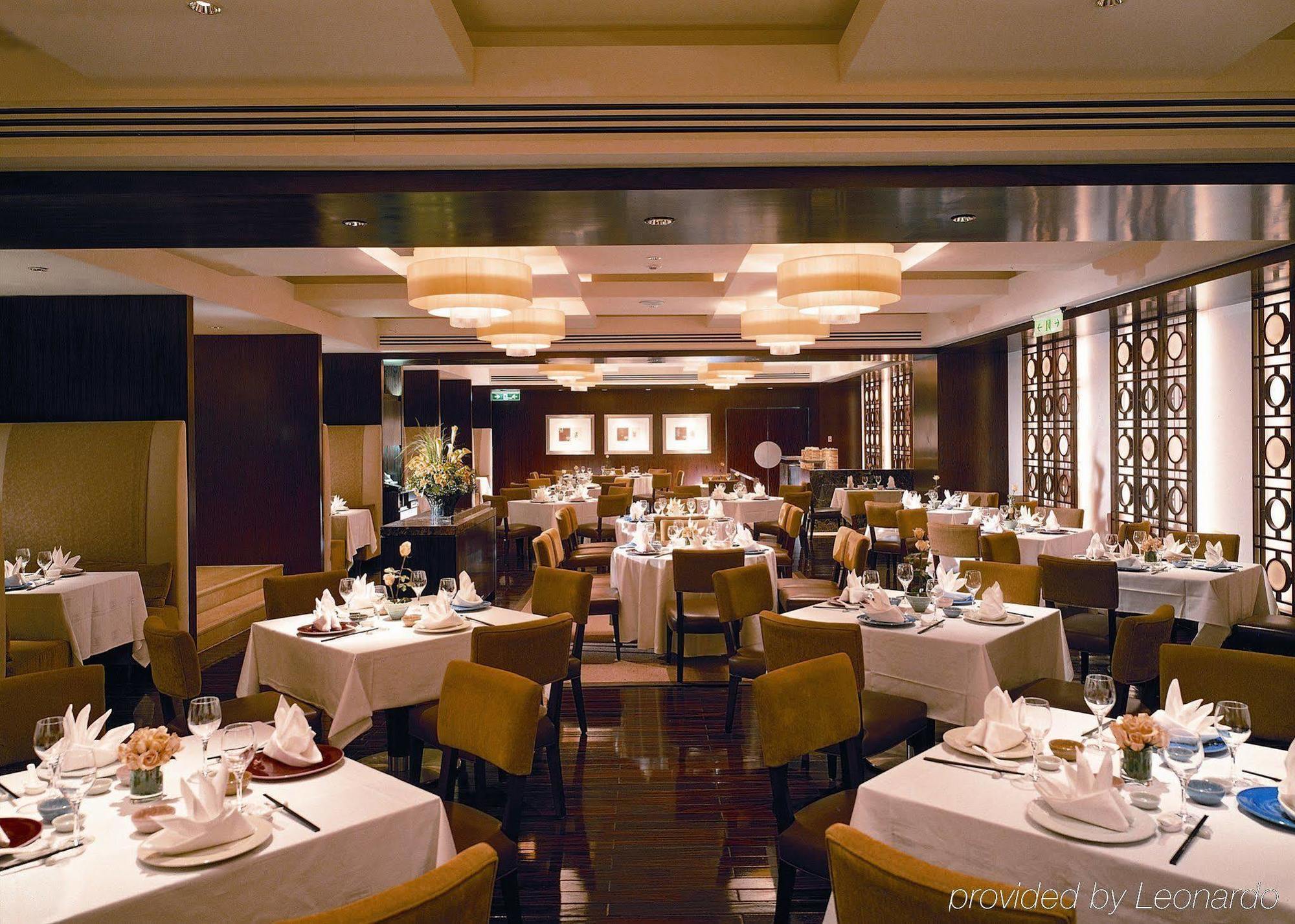Ambassador Hotel Hsinchu מסעדה תמונה Interior of the restaurant